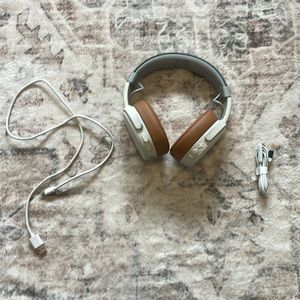 Skull candy crusher headphones